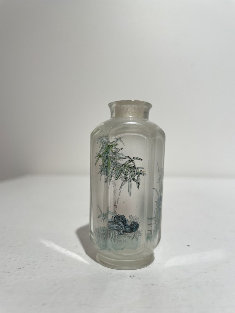 十九世紀七十年代 玻璃内畫⌈梅蘭竹•《詠梅》⌋鼻烟壺 | AN INSIDE PAINTED HEXAGONAL GLASS 'ORCHID AND BAMBOO' SNUFF BOTTLE - 图7
