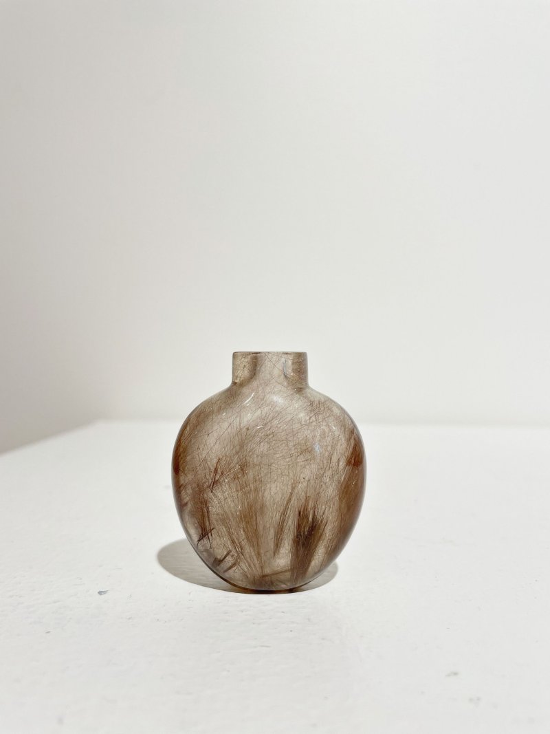 晚清 髮晶鼻煙壺、翡翠蓋 | A HAIR CRYSTAL SNUFF BOTTLE - 图6