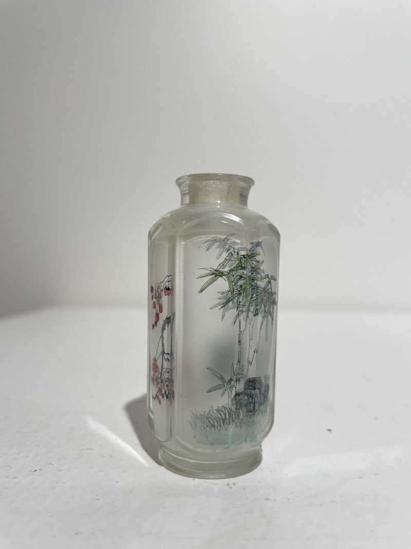 十九世紀七十年代 玻璃内畫⌈梅蘭竹•《詠梅》⌋鼻烟壺 | AN INSIDE PAINTED HEXAGONAL GLASS 'ORCHID AND BAMBOO' SNUFF BOTTLE - 图8