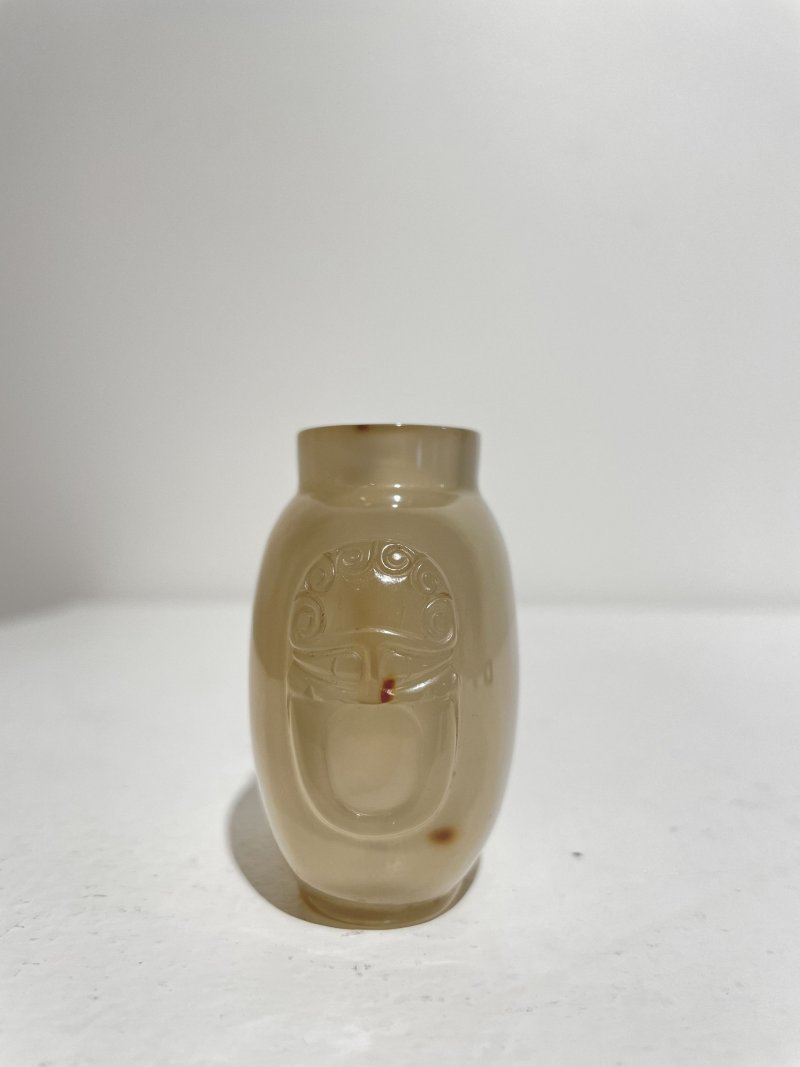 十九世紀 影瑪瑙蝶紋鼻煙壺 | A SHADOW AGATE 'BUTTERFLY' SNUFF BOTTLE - 图17