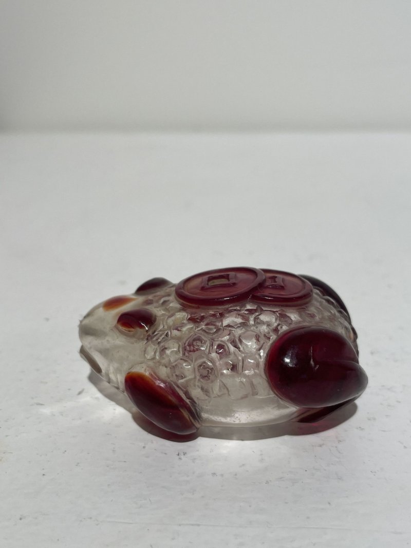 十九/二十世紀 玻璃「鵝」、「蛙」、「蟾蜍」鼻煙壺三件 | THREE GLASS SNUFF BOTTLES - 图37
