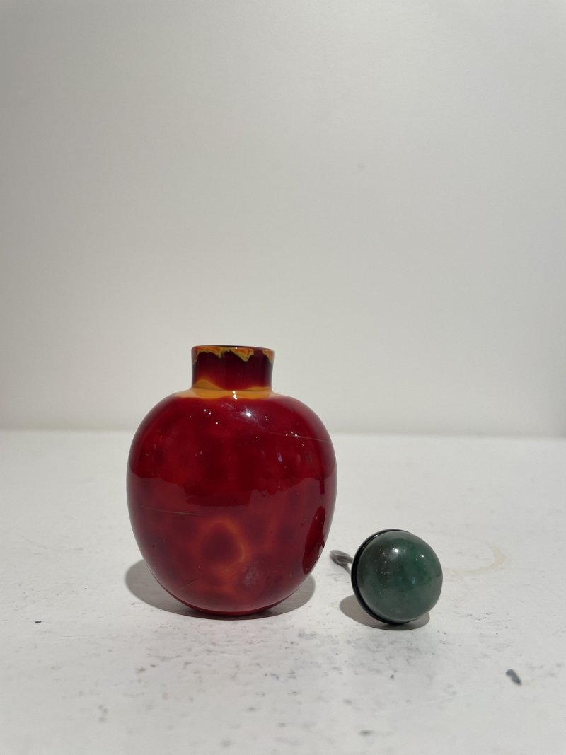十九世紀 料胎仿雄黃鼻煙壺 | A GLASS SNUFF BOTTLE IMITATING REALGAR - 图9
