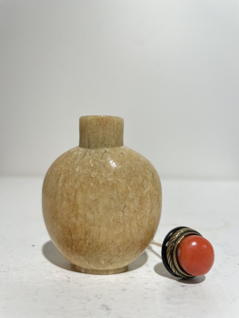 十九世紀 猛獁象牙鼻煙壺 | A MAMMOTH TOOTH SNUFF BOTTLE - 图17