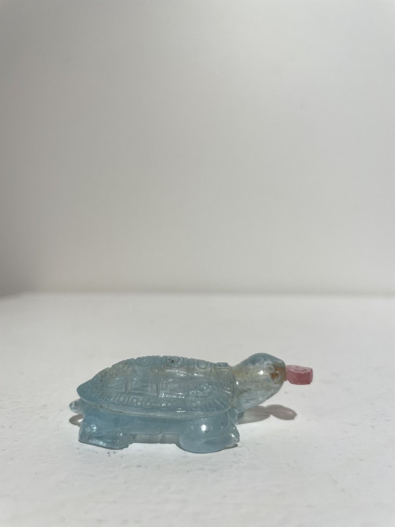 十九世紀 海藍寶烏龜鼻煙壺 | AN AQUAMARINE 'TORTOISE' SNUFF BOTTLE - 图10
