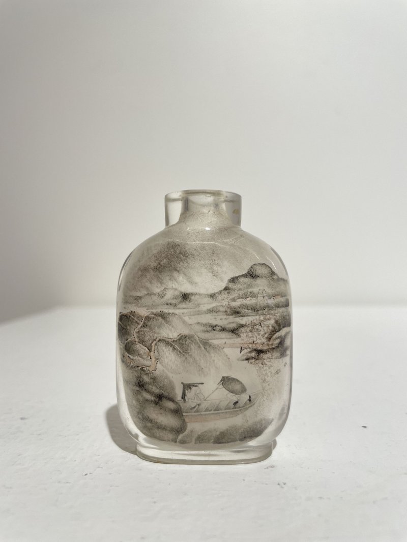 十九世紀 玻璃内畫山水紋鼻烟壺 | AN INSIDE PAINTED GLASS 'LANDSCAPE' SNUFF BOTTLE - 图7