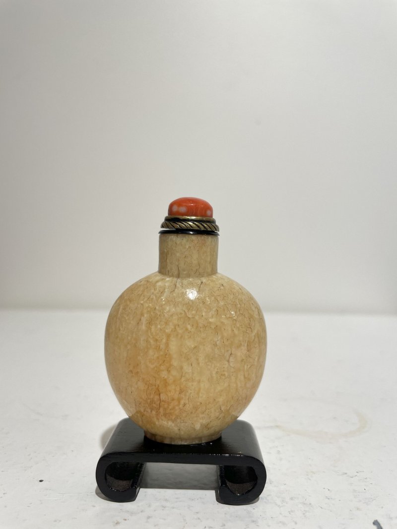 十九世紀 猛獁象牙鼻煙壺 | A MAMMOTH TOOTH SNUFF BOTTLE - 图18