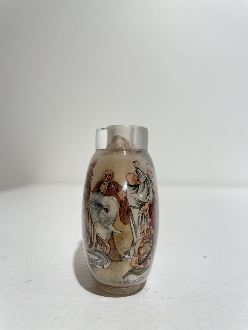 劉守本 玻璃内畫⌈十八羅漢⌋鼻煙壺 一九七九年作 | AN INSIDE PAINTED GLASS 'EIGHTEEN LUOHAN' SNUFF BOTTLE - 图8