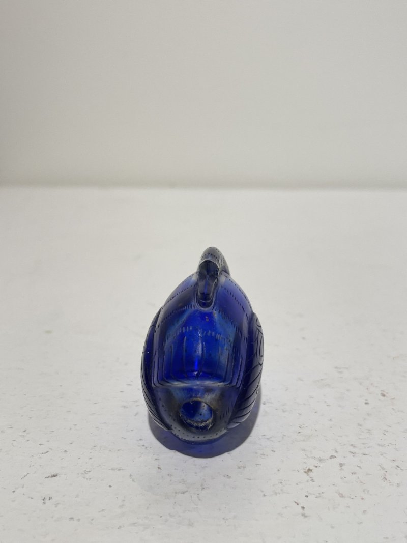 十九/二十世紀 玻璃「鵝」、「蛙」、「蟾蜍」鼻煙壺三件 | THREE GLASS SNUFF BOTTLES - 图5