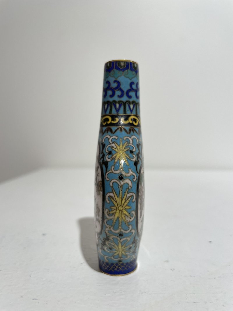 二十世紀 銅胎琺琅花卉、花鳥紋鼻煙壺二件 其一⌈乾隆年製⌋款 | TWO CLOISONNÉ SNUFF BOTTLES - 图7