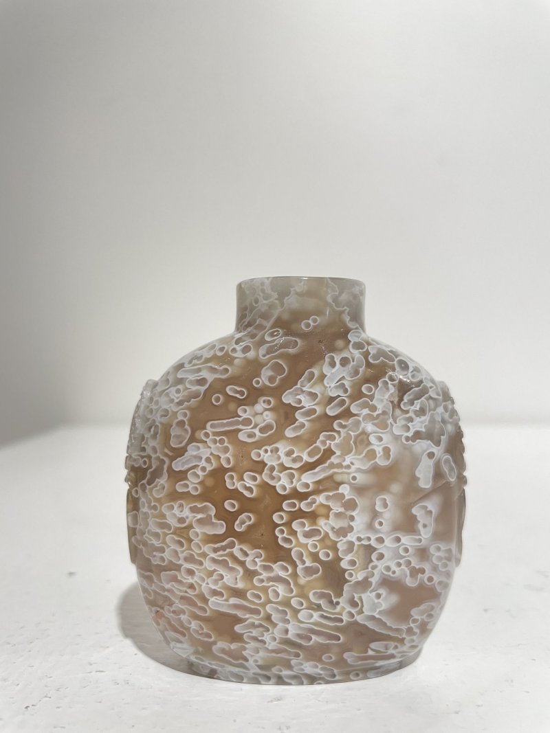 十九世紀 灯心草瑪瑙鼻煙壺 | A 'MACARONI' AGATE SNUFF BOTTLE - 图5