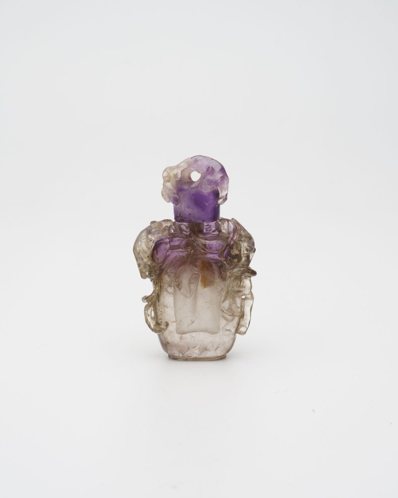 十九世紀 紫水晶⌈松鼠葡萄⌋鼻煙壺、紫水晶⌈松鼠⌋蓋 | AN AMETHYST 'SQUIRREL AND GRAPES' SNUFF BOTTLE - 图19