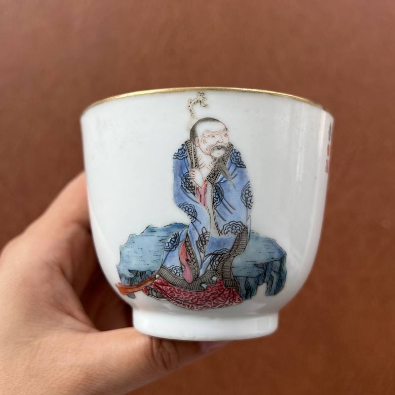 清嘉庆 粉彩无双谱之伏生诗文杯 - 图5