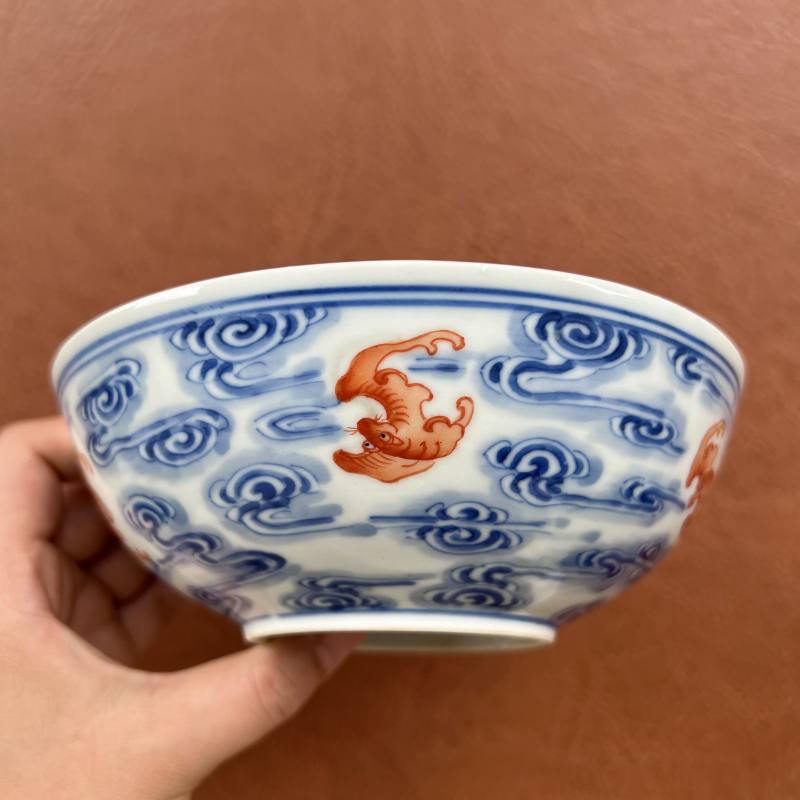 清光绪 “清华珍品”款青花矾红洪福齐天纹碗 - 图5