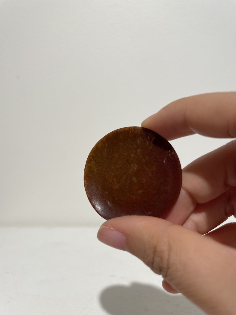 十九/二十世紀 料胎仿玳瑁、仿大理石鼻煙壺二件及金星玻璃煙碟一件 | TWO GLASS SNUFF BOTTLES IMITATING TORTOISESHELL AND MARBLE, AND AN AVENTURINE GLASS SNUFF DISH - 图21