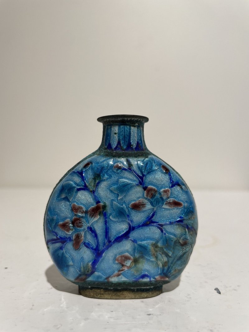 傳承： | TWO PAINTED ENAMEL, TWO CLOISONNÉ, AND A FAMILLE ROSE SNUFF BOTTLE - 图48