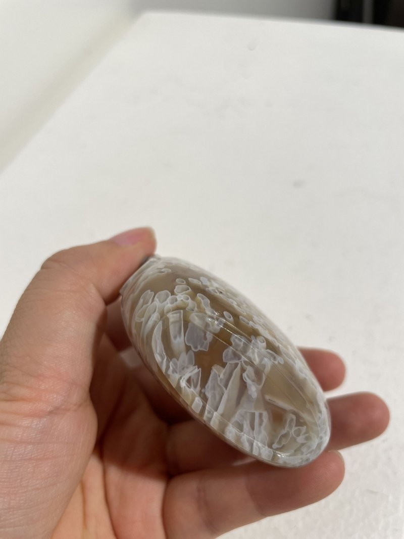 十九世紀 灯心草瑪瑙鼻煙壺 | A 'MACARONI' AGATE SNUFF BOTTLE - 图11
