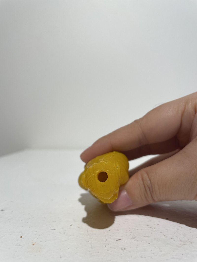 民國 雞油黃玻璃蓮瓣紋、「代代封侯」鼻煙壺二件及鼻煙碟二件 | TWO YELLOW GLASS SNUFF BOTTLES AND TWO SNUFF DISHES - 图7