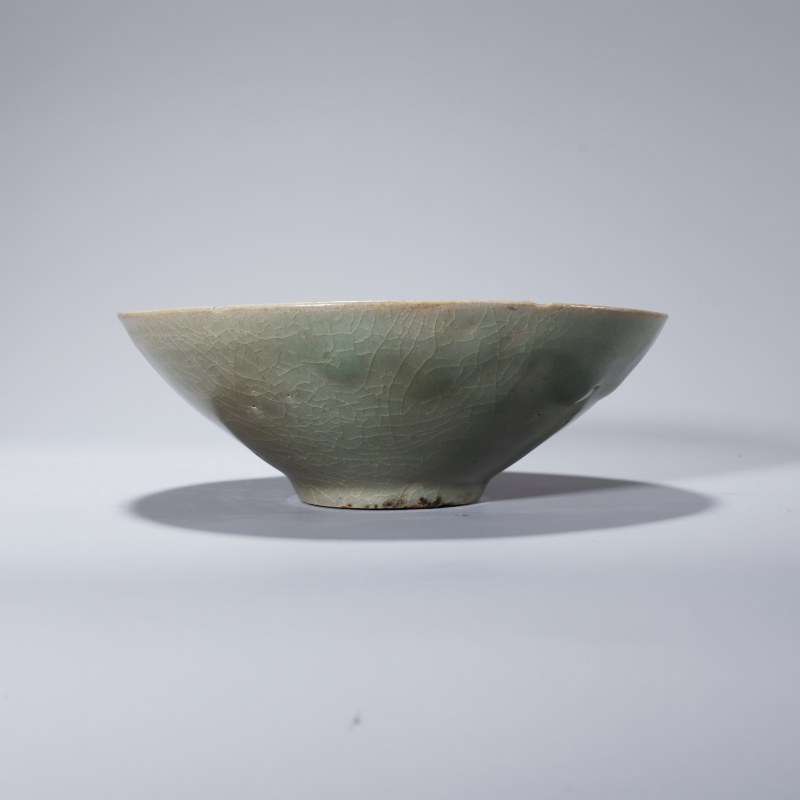 明代 青釉印花碗 - 图2