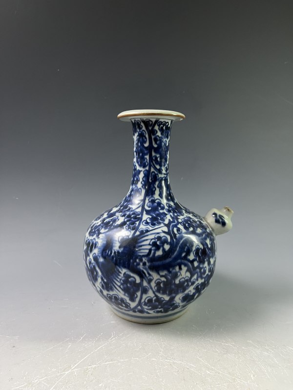青康熙 青花凤穿花军持 - 图4