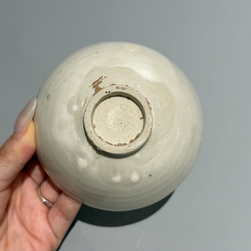 明代 白釉刻花小盏一对 - 图10