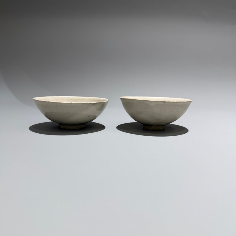 明代 白釉刻花小盏一对 - 图5