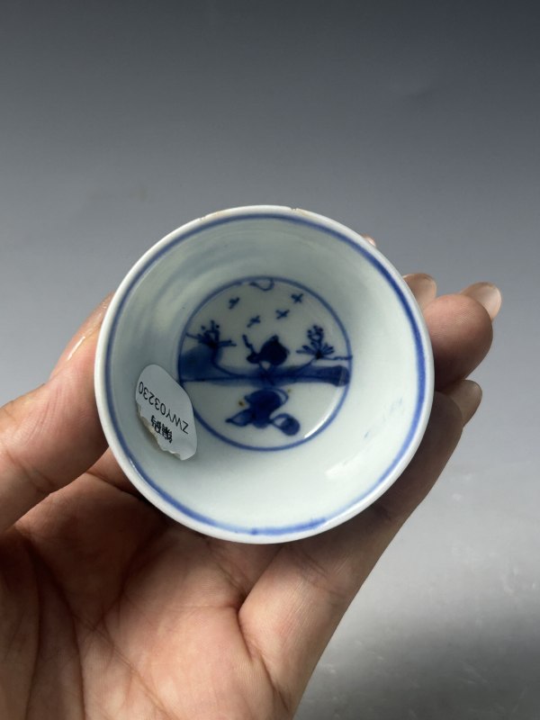 清康熙 青花山水人物小杯 - 图4