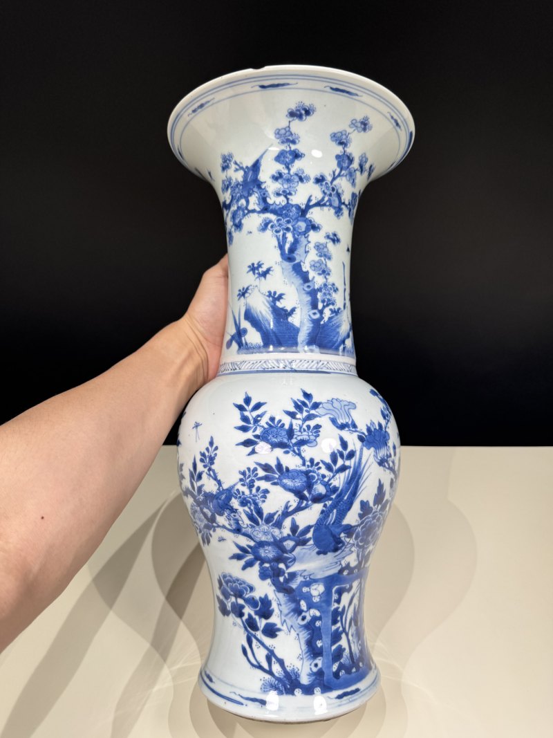 清康熙 青花洞石四季花卉锦鸡纹凤尾尊 - 图5