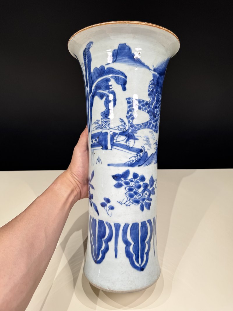 清顺治 青花麒麟芭蕉纹花觚 - 图6