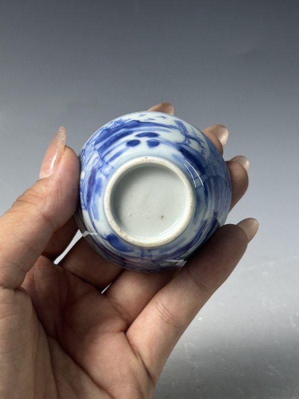 清康熙 青花山水人物小杯 - 图5