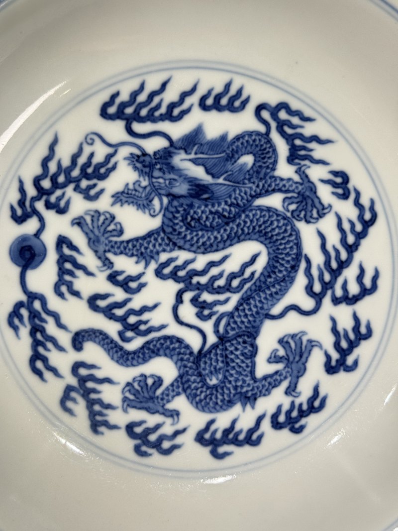 清乾隆 青花龙纹盘 - 图5