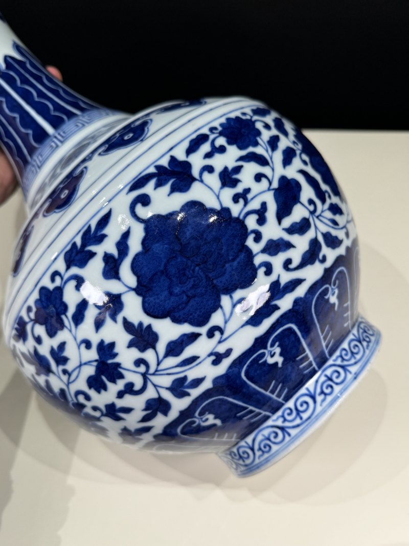 清光绪 青花缠枝莲纹赏瓶 - 图15