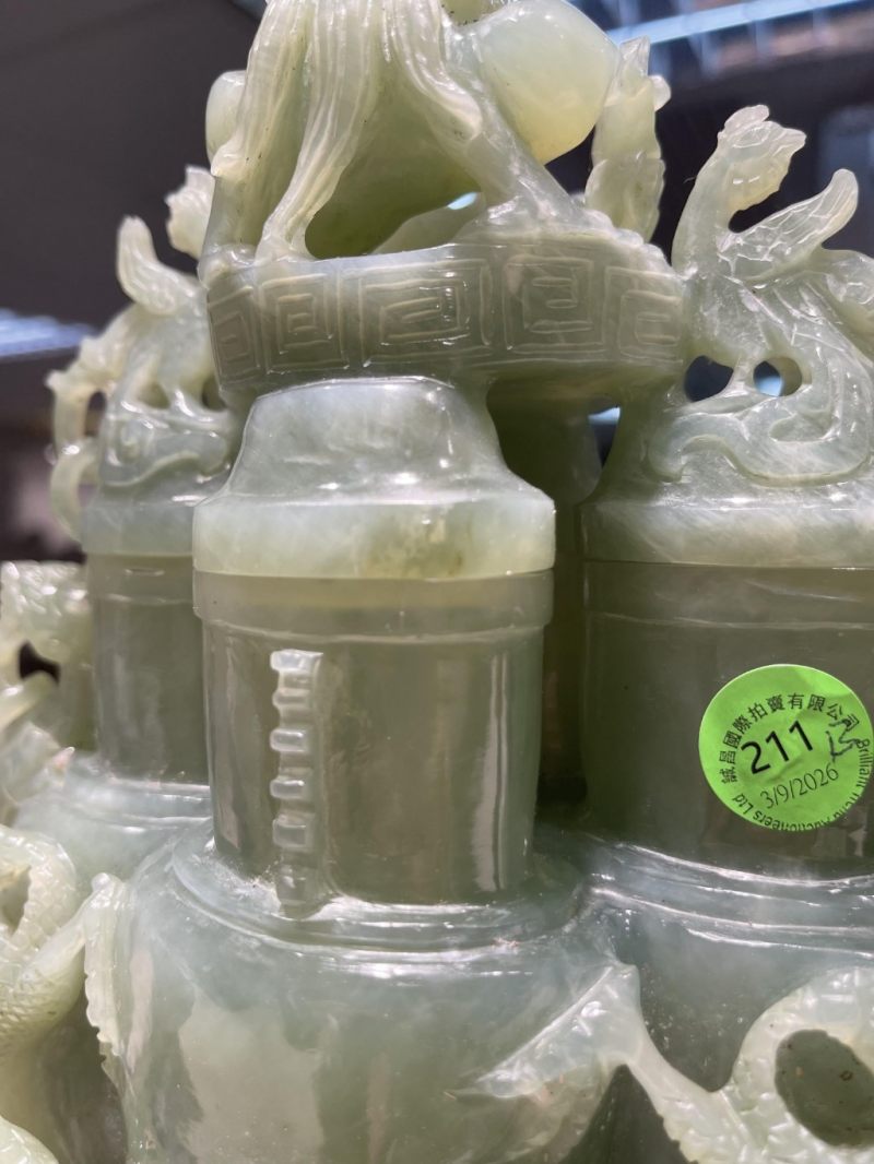    青玉龍紋三聯蓋瓶（連木座） - 图5