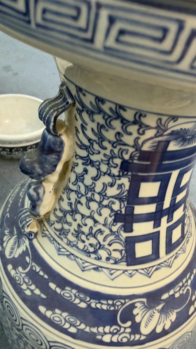    清 青花纏枝雙喜紋獸耳鳳尾瓶 - 图6