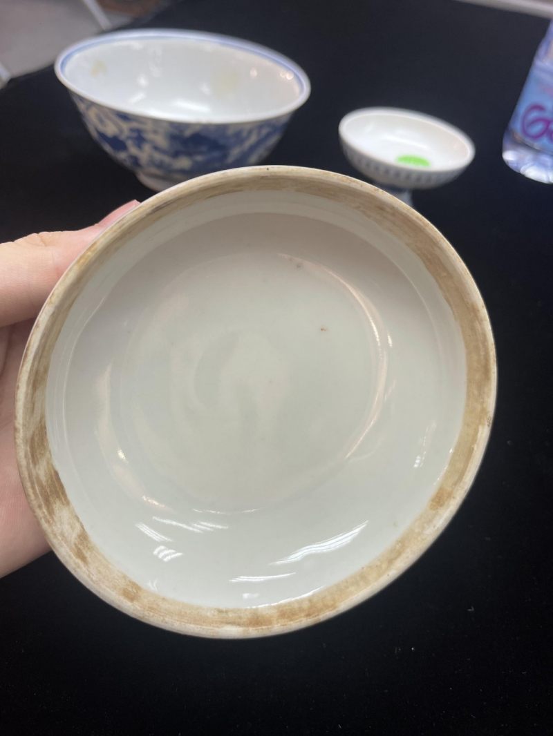    清 粉彩花卉紋蓋盅 - 图3