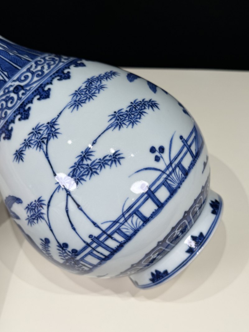 清同治 青花竹石芭蕉纹玉壶春瓶 - 图12