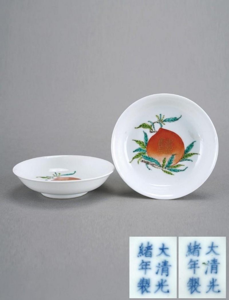    清光緒 粉彩壽桃紋碟一對