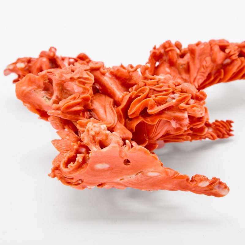 A Chinese Coral Carving of a Figural Group - 图6