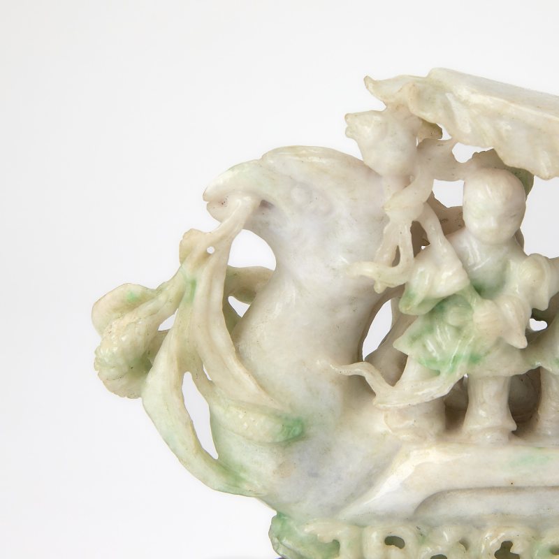 Two Chinese Carved Jadeite Figural Groups - 图5