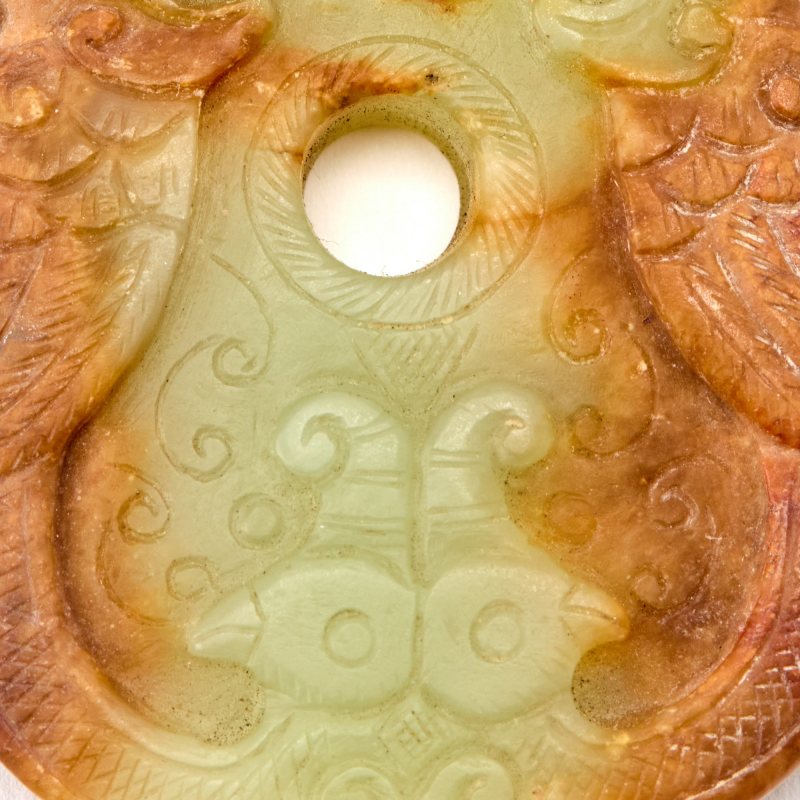 A Chinese Carved Celadon and Russet Jade Pendant - 图3