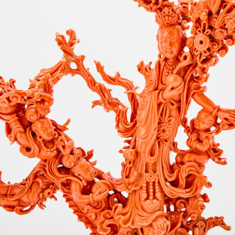 A Chinese Coral Carving of a Figural Group - 图2
