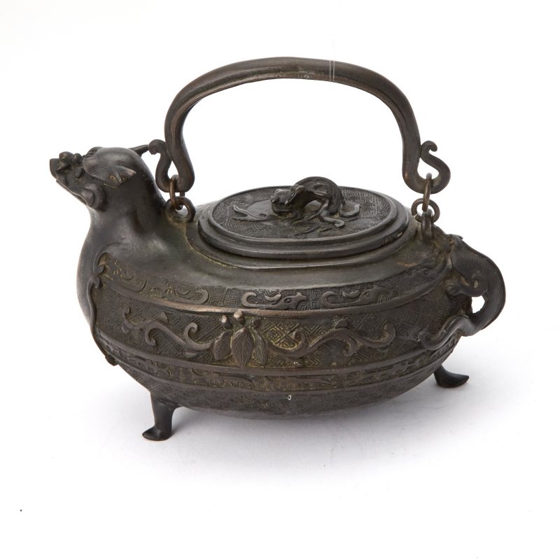 A Chinese Cast Bronze Archaistic Tripod Ewer