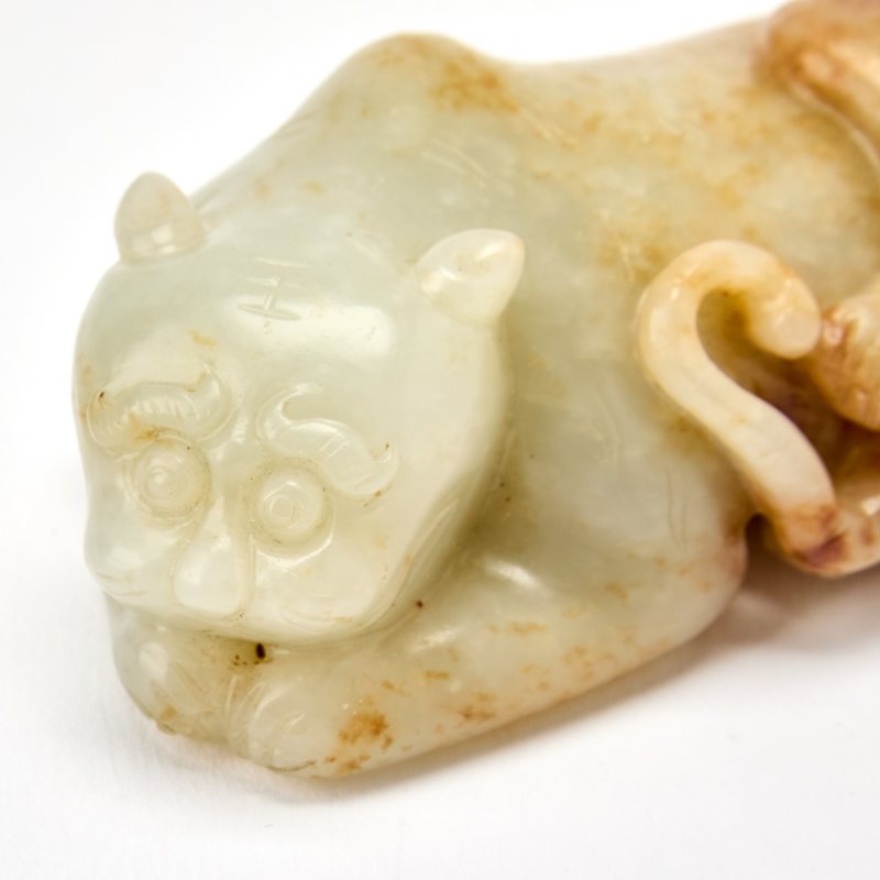 A Chinese Carved Jade Tiger - 图6