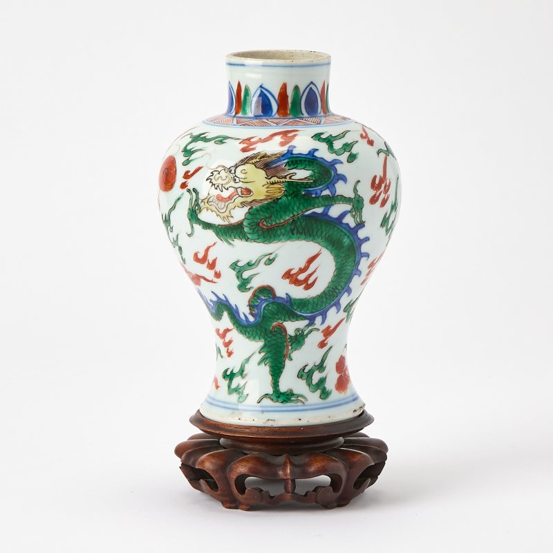 A Chinese Wucai Porcelain Baluster Vase