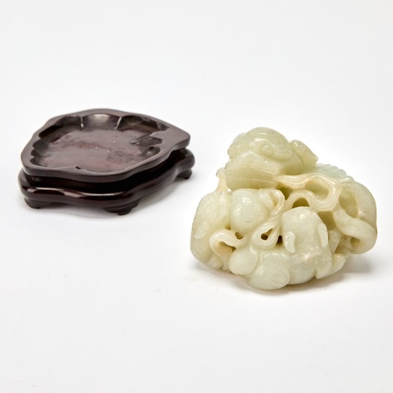 A Chinese Celadon Jade Figural Group - 图8
