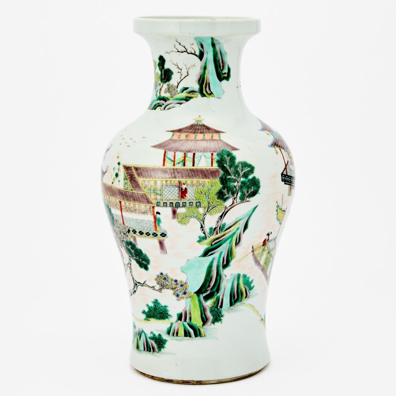 A Chinese Enameled Porcelain Vase