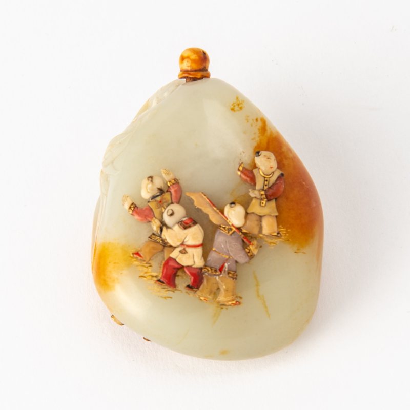 A Japanese-Embellishment Chinese Carved Pebble Jade Snuff Bottle - 图2