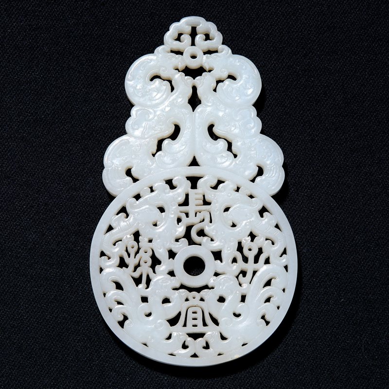 A Rare and Exceptional Chinese Carved White Jade Plaque - 图2