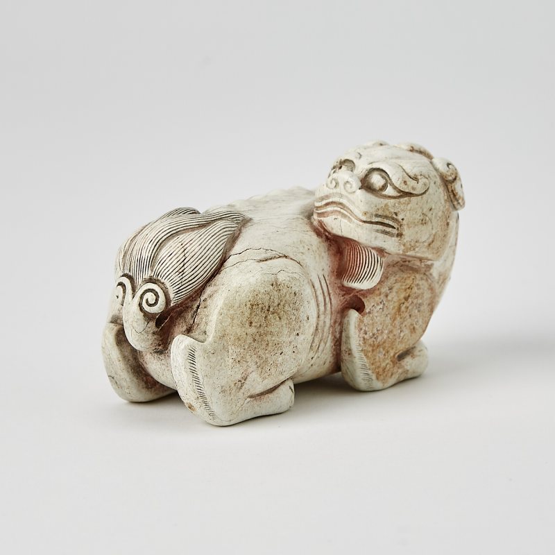 A Chinese Carved Jade Recumbent Qilin - 图2