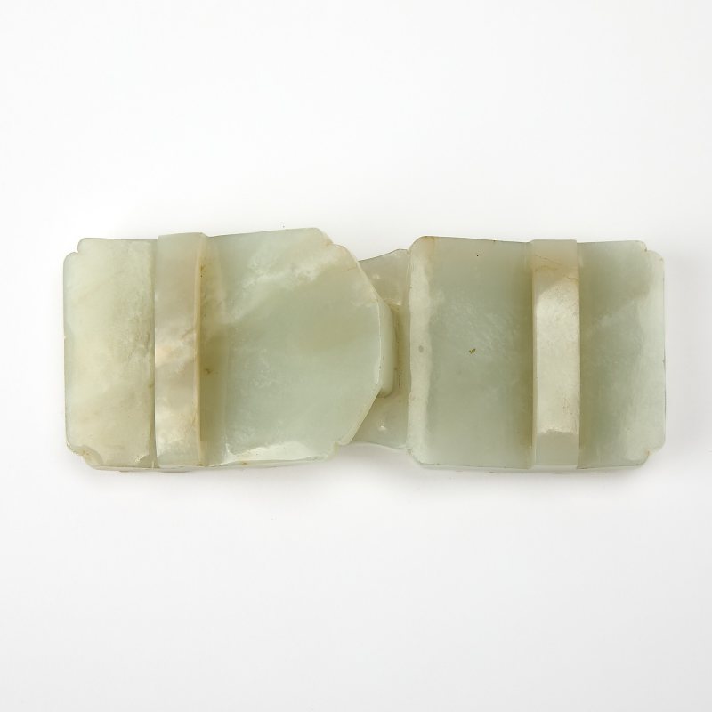 A Chinese Carved Celadon Jade Two-Part Belt Buckle - 图5