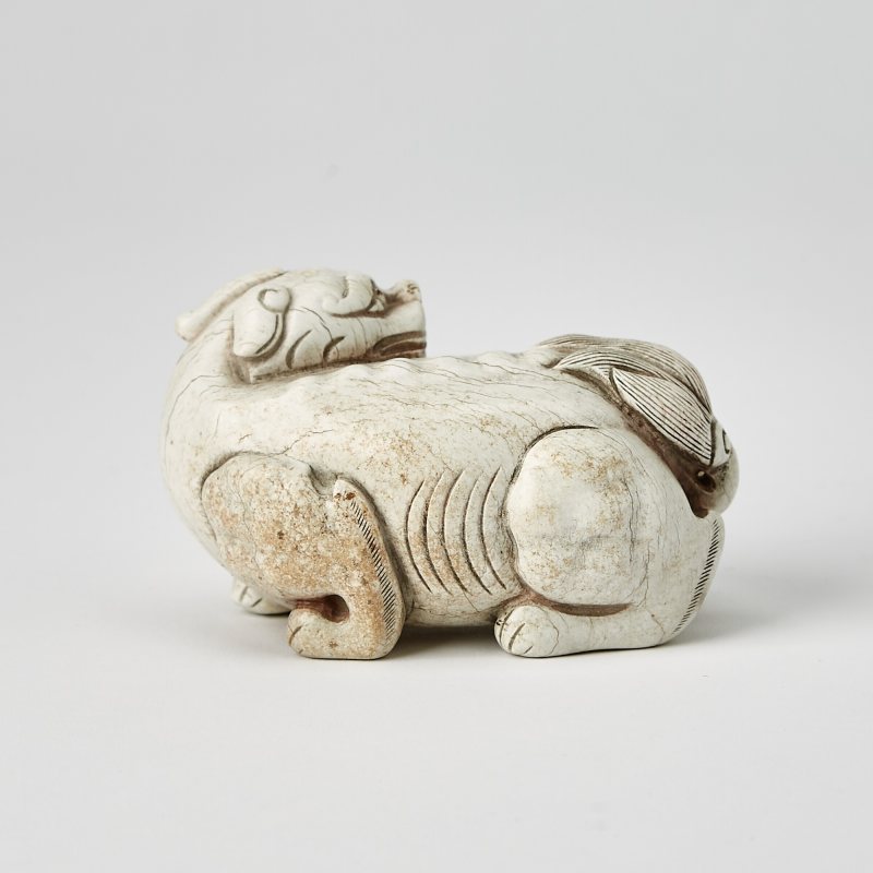 A Chinese Carved Jade Recumbent Qilin - 图4
